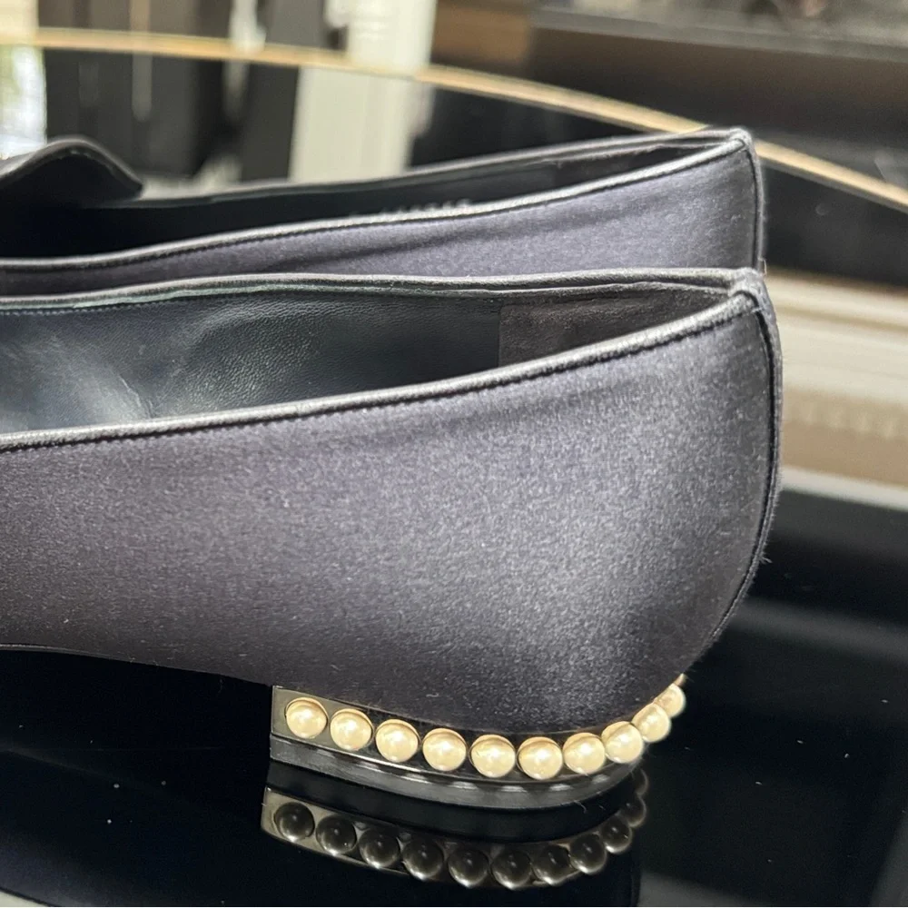 Chanel Satin Flats with Pearls on Heels - Picture 5 of 16